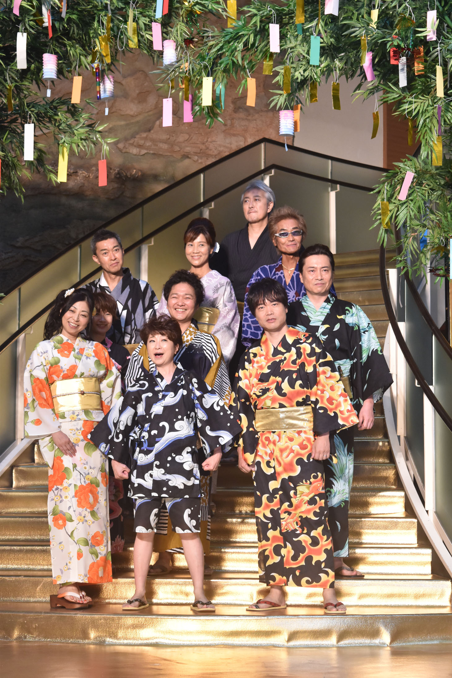 会場に登場した声優キャストたち。