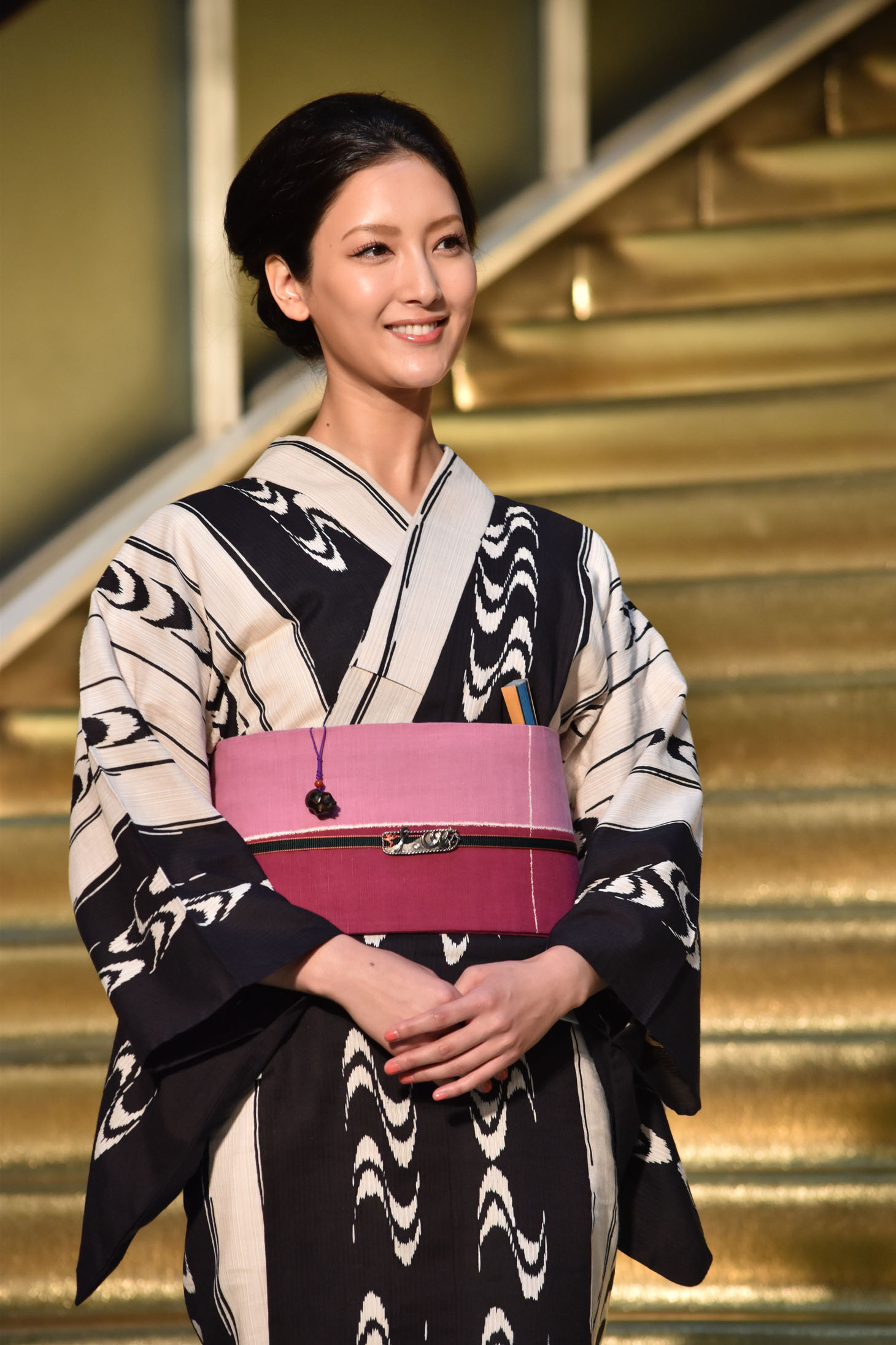 菜々緒