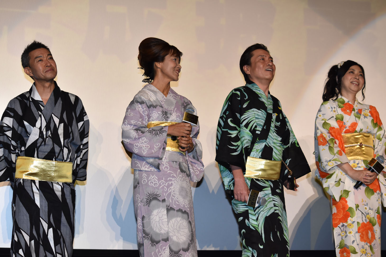 「ONE PIECE FILM GOLD」舞台挨拶の様子。