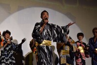 「ONE PIECE FILM GOLD」舞台挨拶の様子。