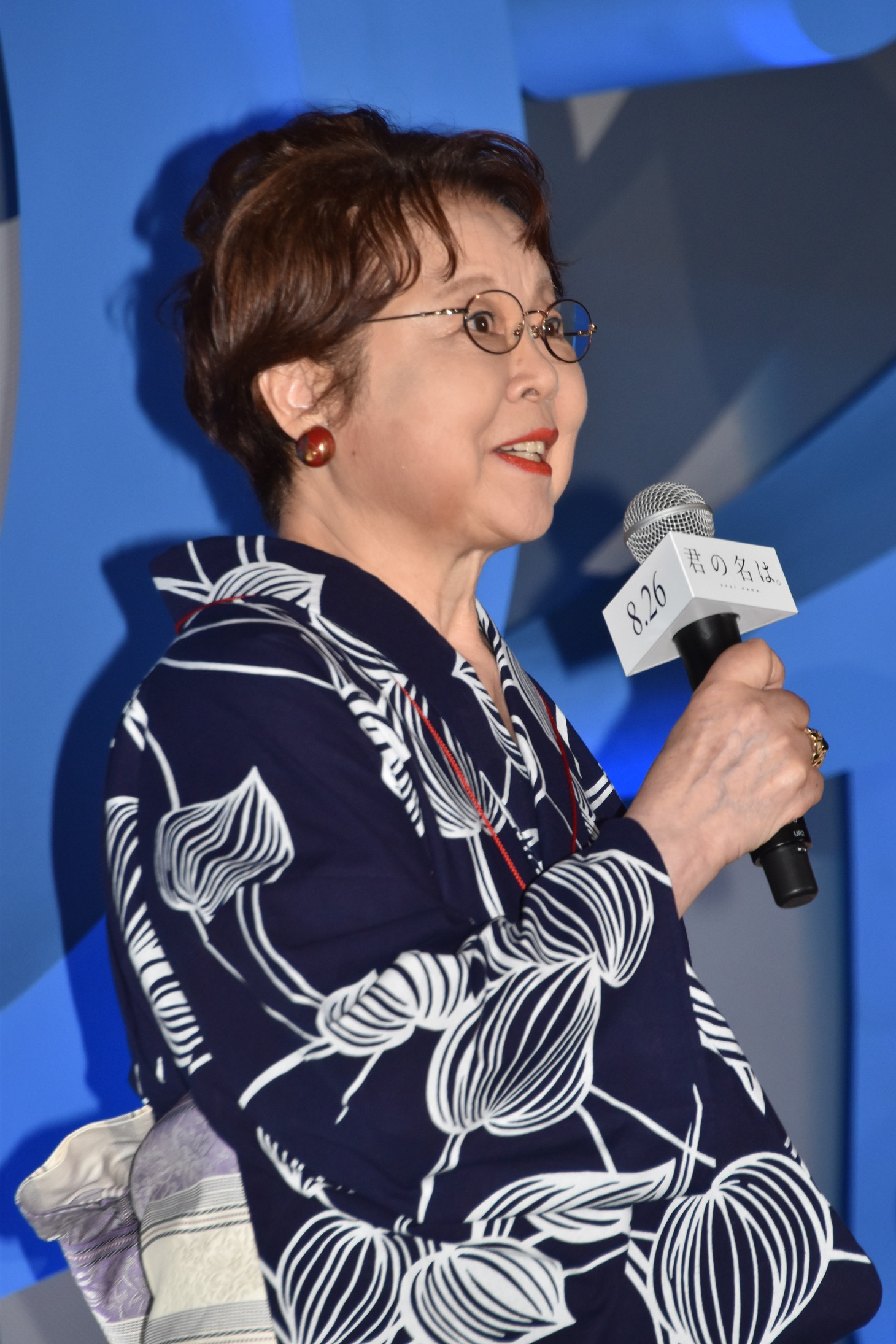 市原悦子