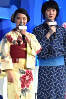 左から上白石萌音、神木隆之介。