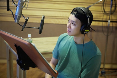 「奇跡のピアノ」でナレーションを務めたJYJのパク・ユチョン。(c) 2015 LOTTE ENTERTAINMENT All Rights Reserved.