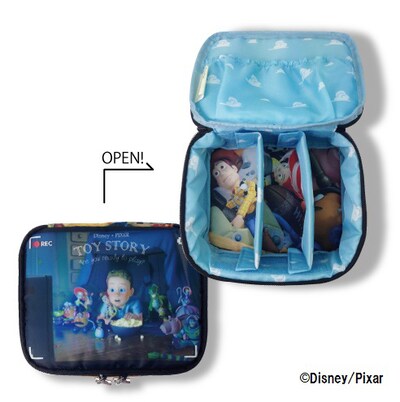 「トイ・ストーリー」ミニ収納ポーチ（2160円）