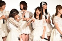 「存在する理由 DOCUMENTARY of AKB48」 初日舞台挨拶の様子。