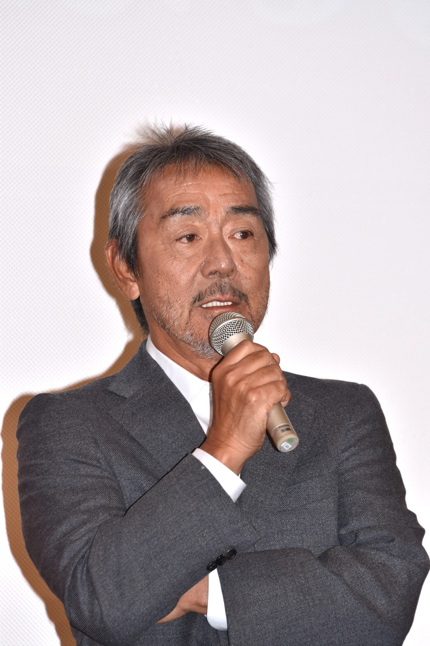 寺尾聰