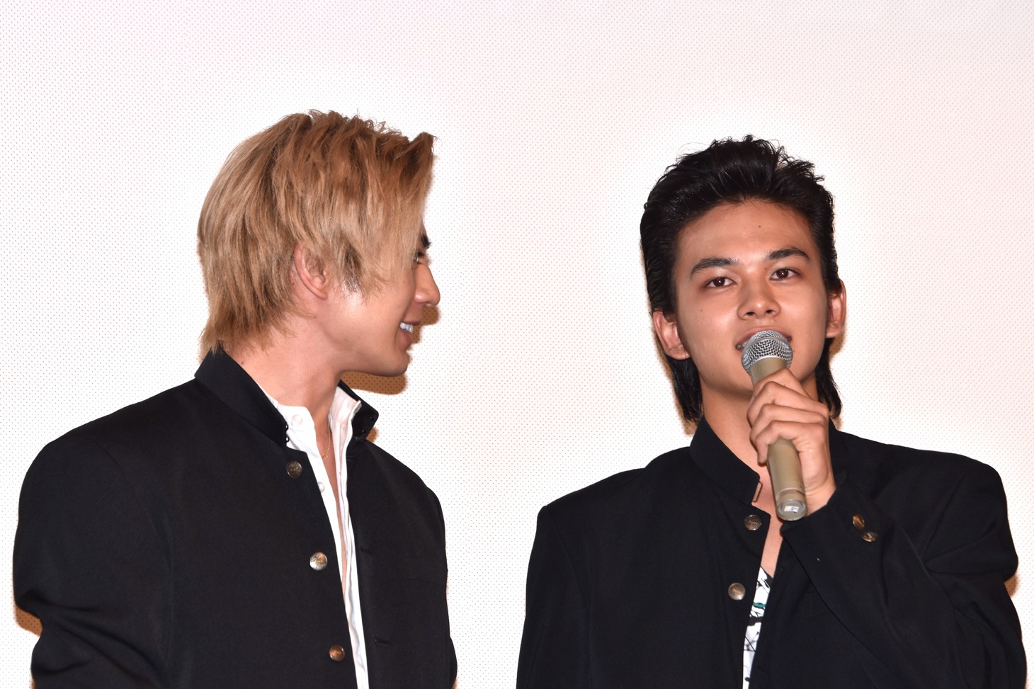 ドラマ「仰げば尊し」舞台挨拶の様子。