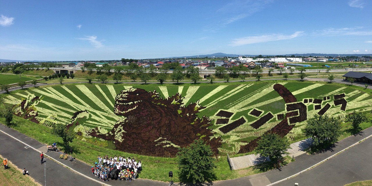 「シン・ゴジラ」の田んぼアート。