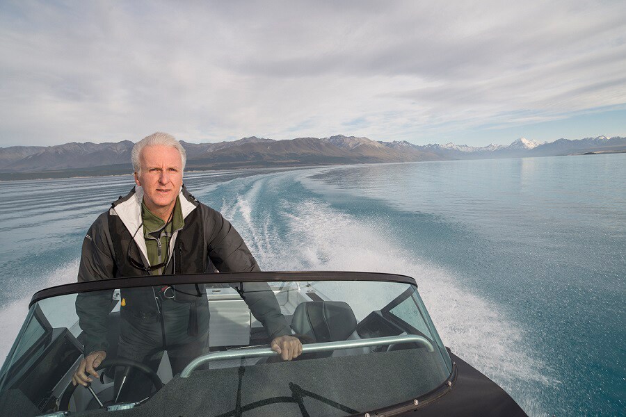 ジェームズ・キャメロンがニュージーランドのPVに出演、大自然を妻と満喫