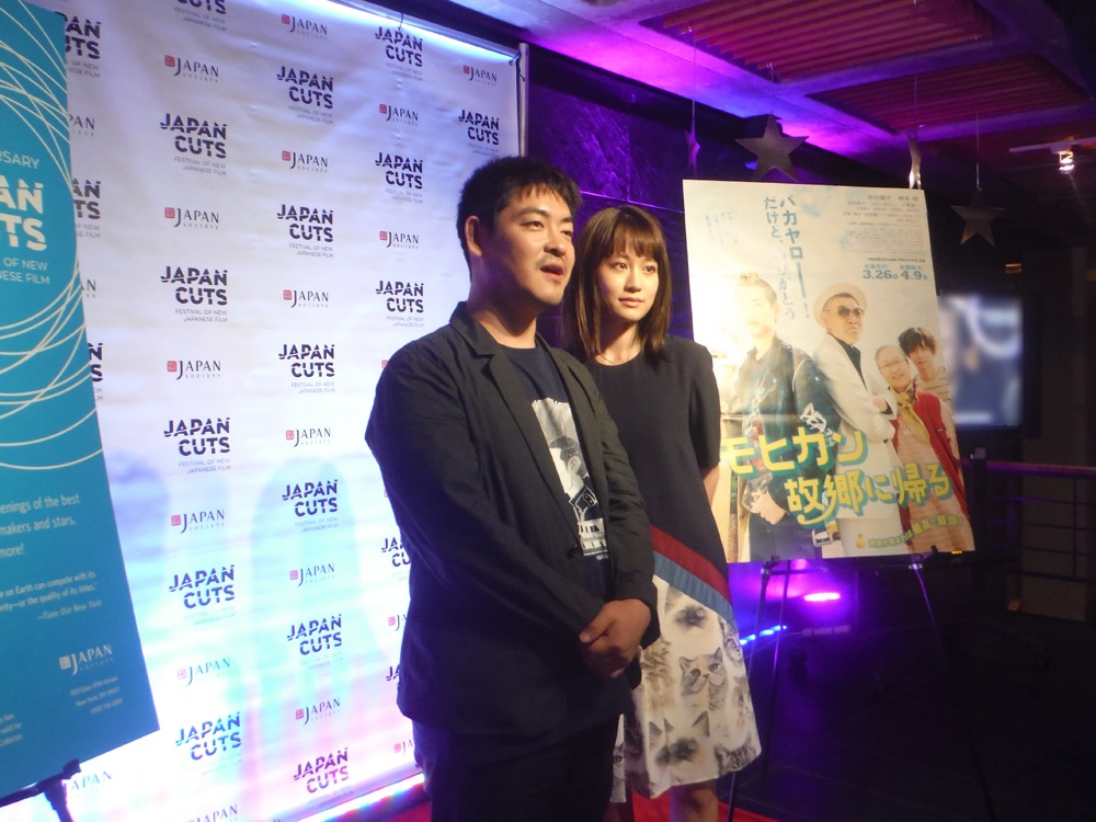 第10回JAPAN CUTS ～ジャパン・カッツ！の様子。左から沖田修一、前田敦子。