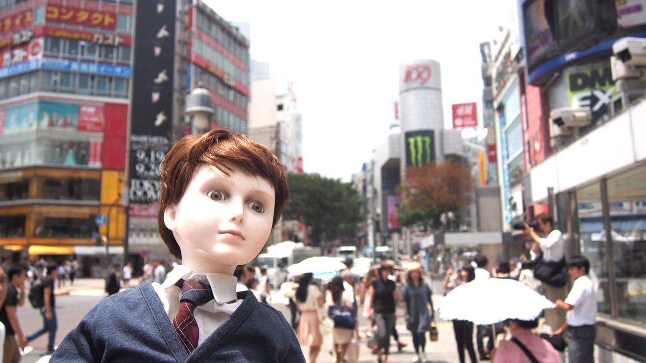 渋谷を散策するブラームス。