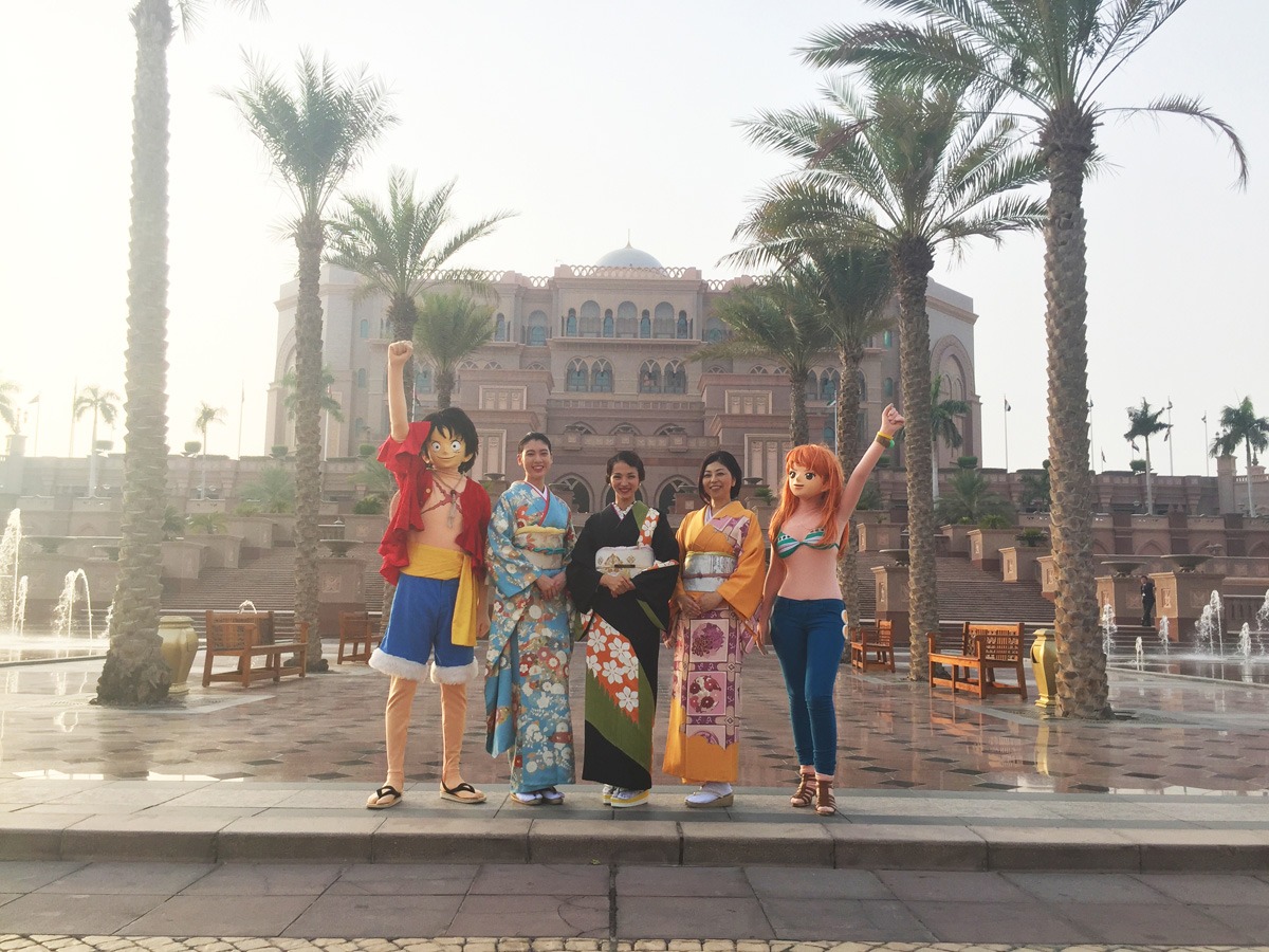 「ONE PIECE FILM GOLD」ゴールデンプレミアに出席した声優陣。左からルフィ、三吉彩花、満島ひかり、岡村明美、ナミ。