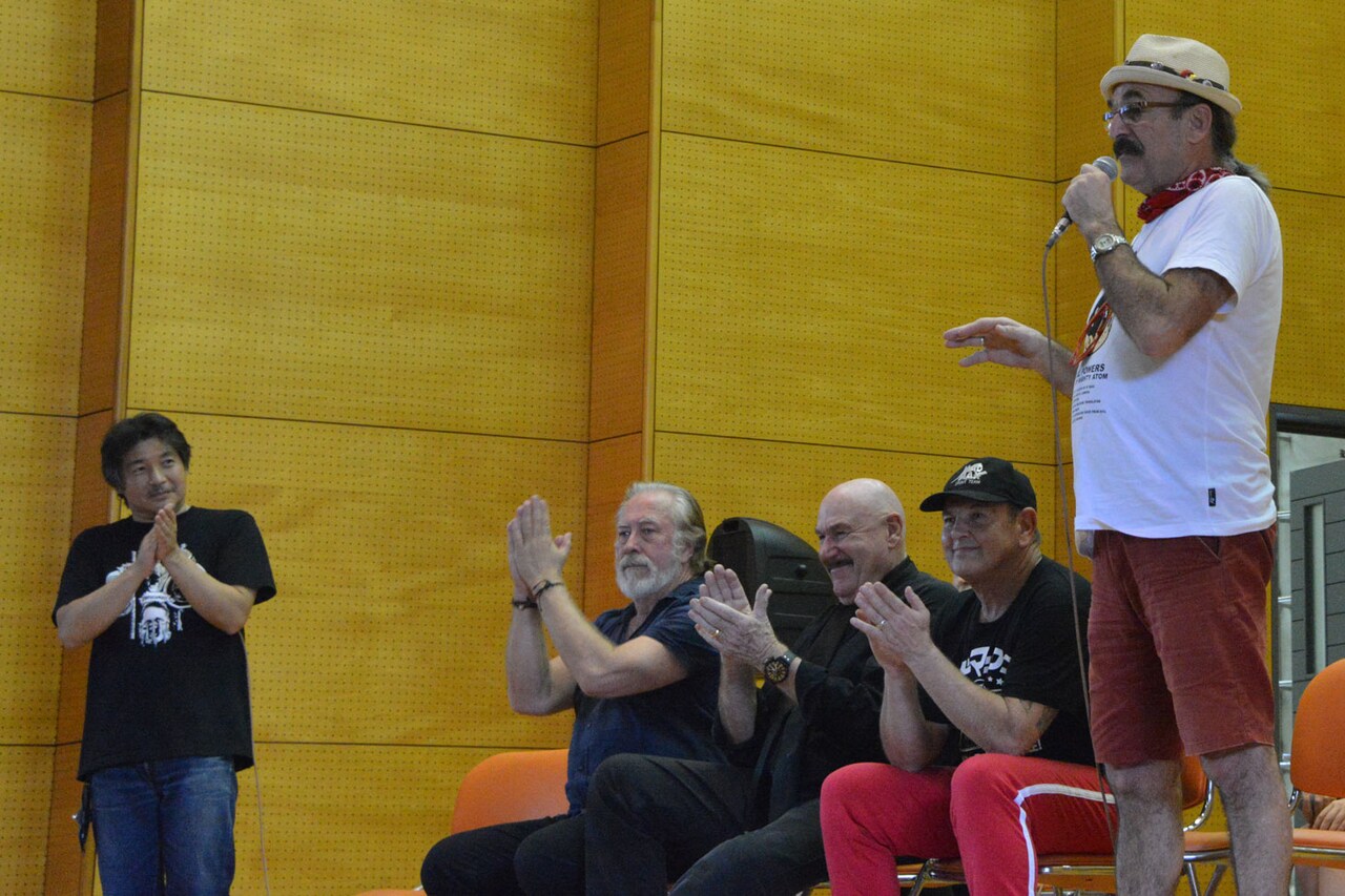 マッドマックス軍団のバイク愛が炸裂「9歳から乗ってたよ」「俺は7歳！」