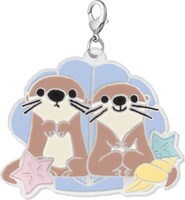 H賞「クリアラバーチャーム」