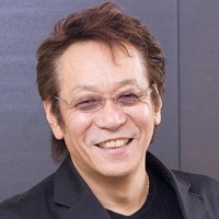 堀内賢雄