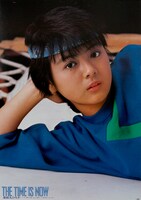 薬師丸ひろ子のポスター。