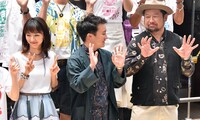 左から満島ひかり、濱田岳、ケンドーコバヤシ。