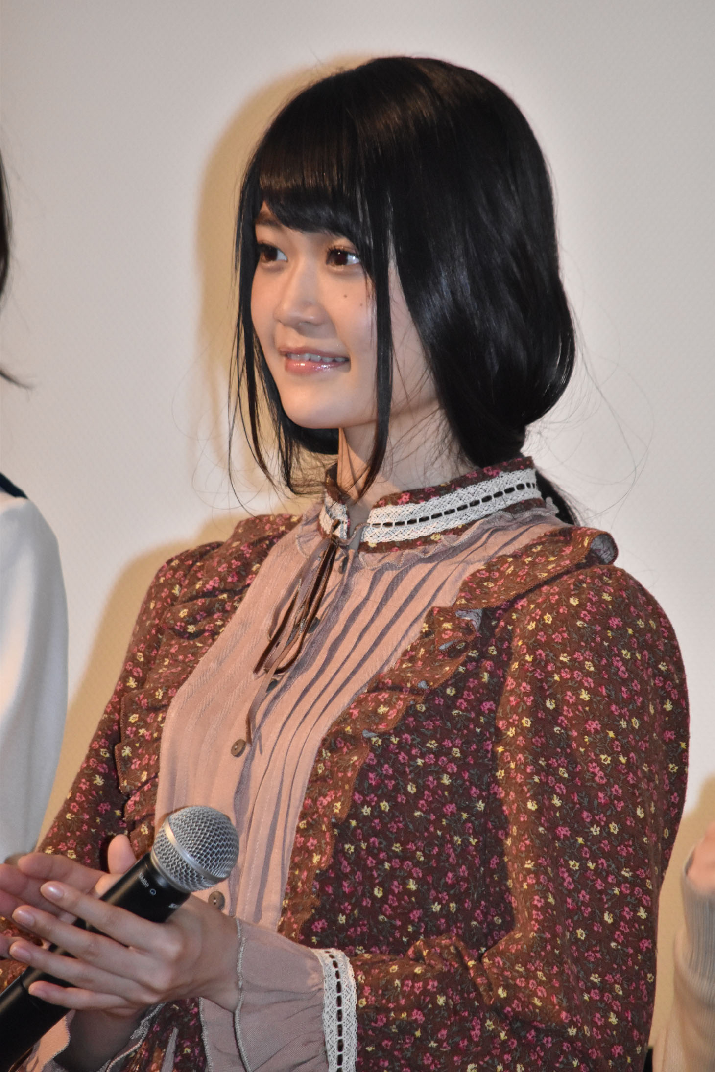 石森虹花
