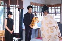 「ルドルフとイッパイアッテナ」大ヒット祈願＆招き猫奉納イベントの様子。