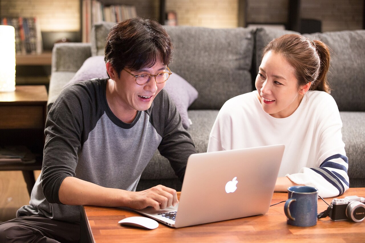 チェ・ジウやユ・アインが出演、男女6人のSNS通した恋描く「ハッピーログイン」