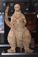 「シン・ゴジラ」に登場するゴジラの雛形模型。