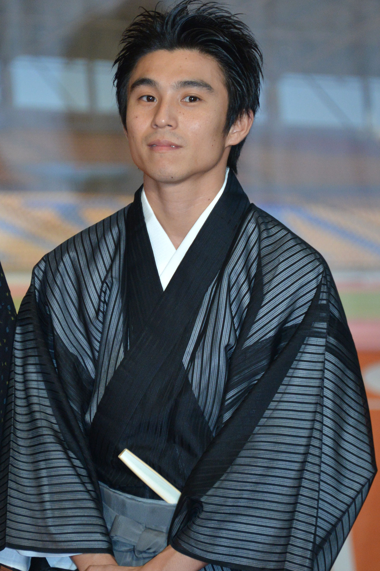 中尾明慶