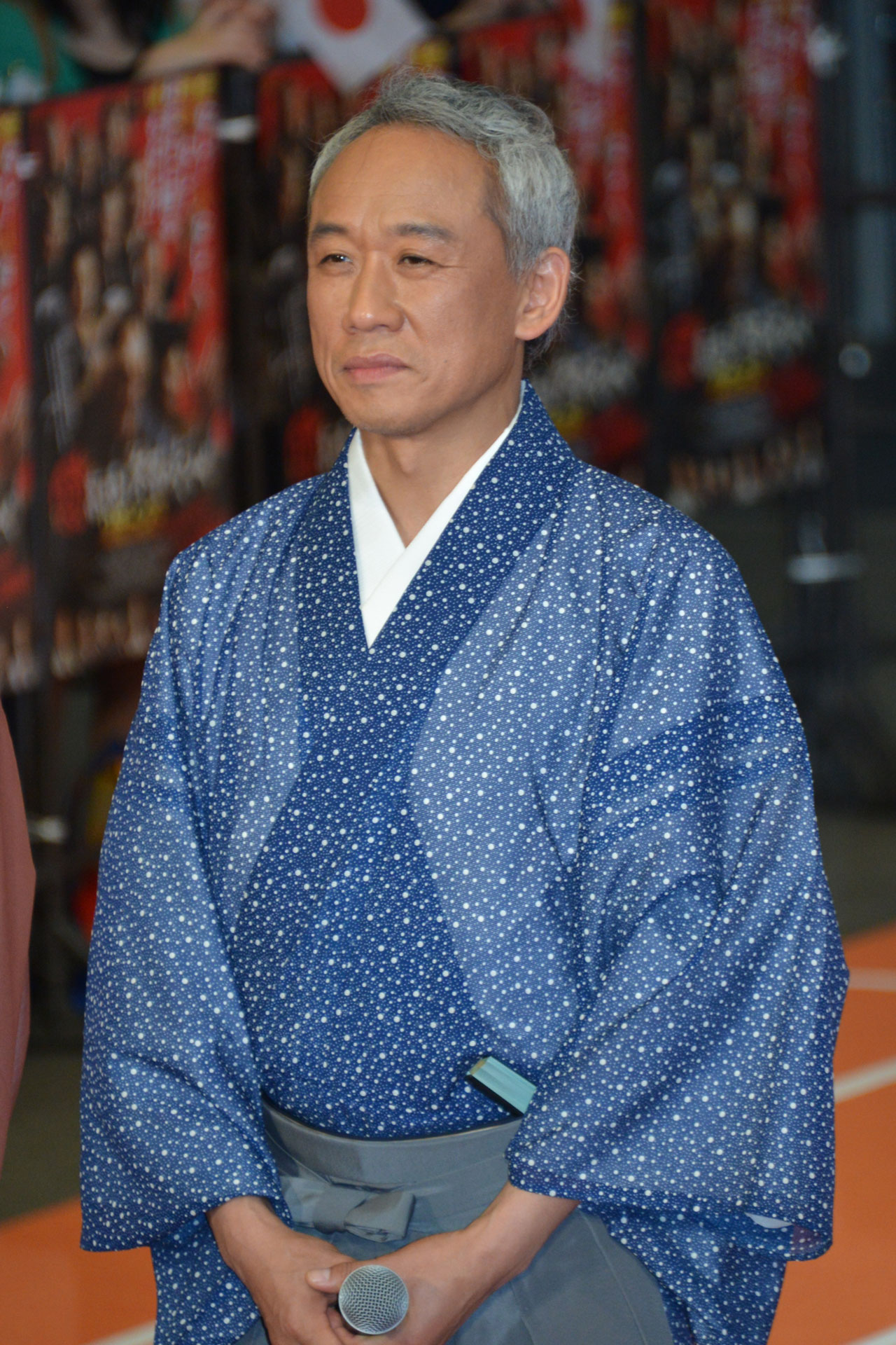 西村雅彦
