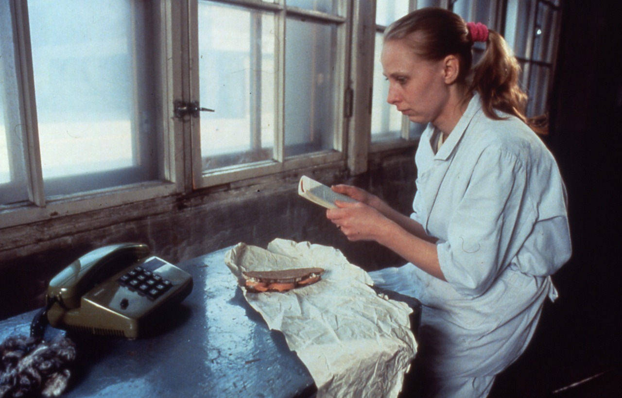 「マッチ工場の少女」