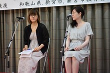 8月6日に開催された「溺れるナイフ」クロストークの様子。左から山戸結希、村田沙耶香。