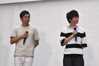 左から高橋光臣、村井良大。