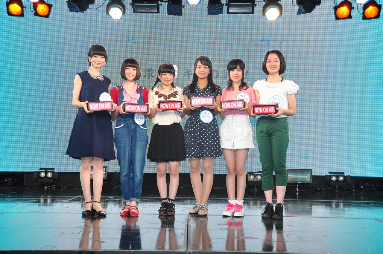 「キミコエ・オーディション supported by ファミリー劇場」最終オーディションの様子。左から飯野美紗子、岩淵桃音、片平美那、神戸光歩、鈴木ひとみ、田中有紀。(c)2016 キミコエ・プロジェクト