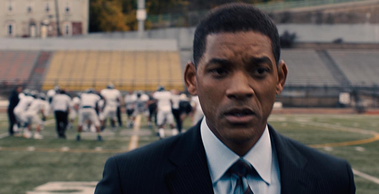 ウィル・スミスがNFLに立ち向かう実在の医師演じる、リドリー・スコット製作映画