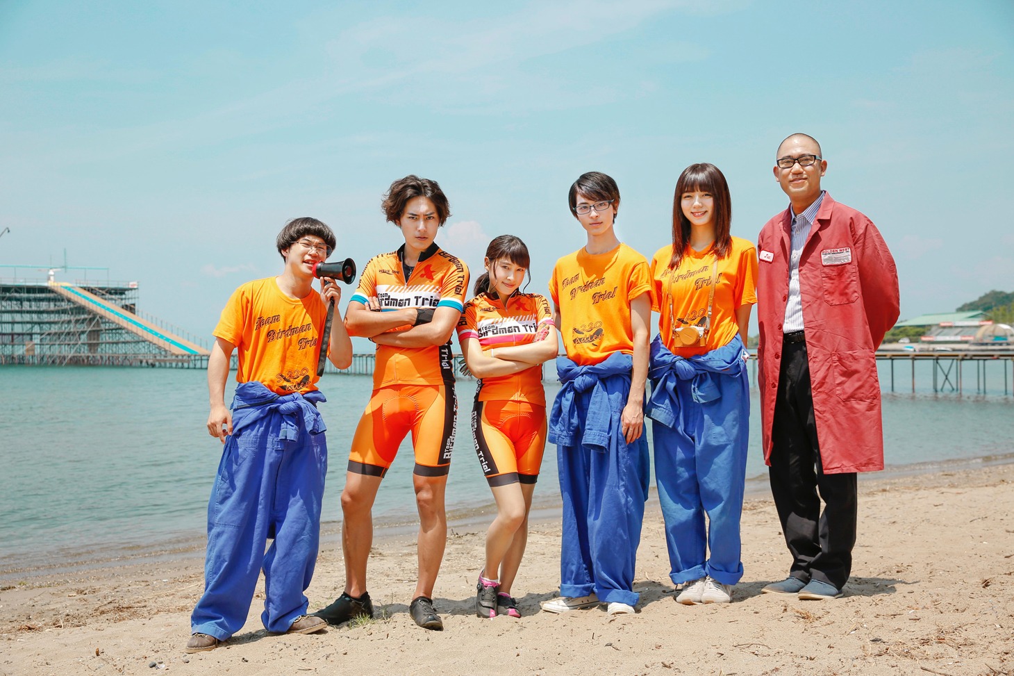 「トリガール！」キャスト。左から矢本悠馬、間宮祥太朗、土屋太鳳、高杉真宙、池田エライザ、ナダル。
