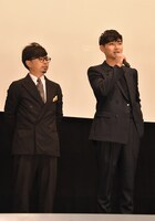 「ディアスポリス -DIRTY YELLOW BOYS-」完成披露上映会より、浜野謙太（左）と松田翔太（右）。