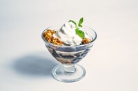 「傷物語カフェ」のメニューより、「羽川翼のコーヒーゼリー」（600円）。