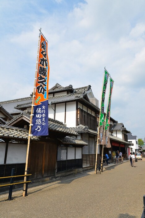 熊本・八千代座に設置された佐々木蔵之介ののぼり。