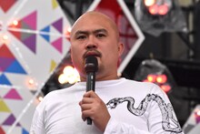 鬼越トマホークの坂井良多。