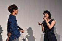 左からL.JOE（TEENTOP）、桜庭ななみ。