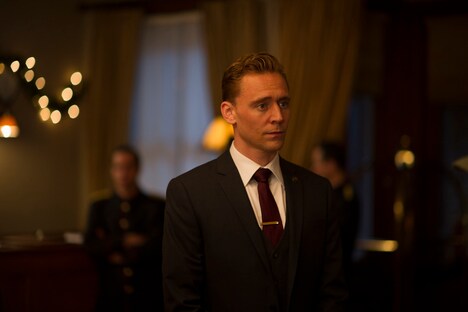 「ナイト・マネジャー」