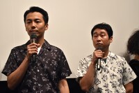 左から森岡龍、前野朋哉。