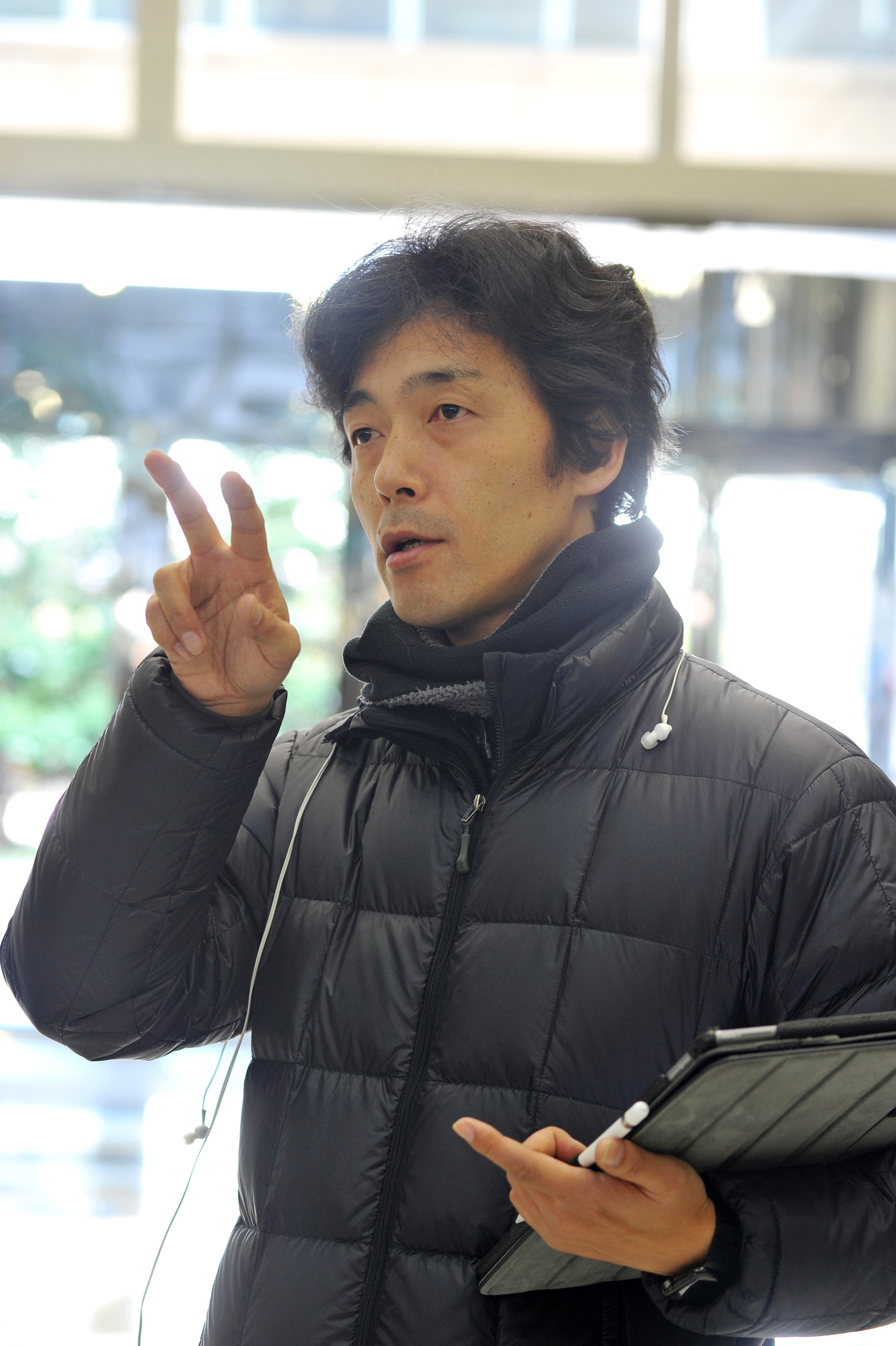 佐藤信介