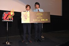 左から田村睦心、榎木淳弥。