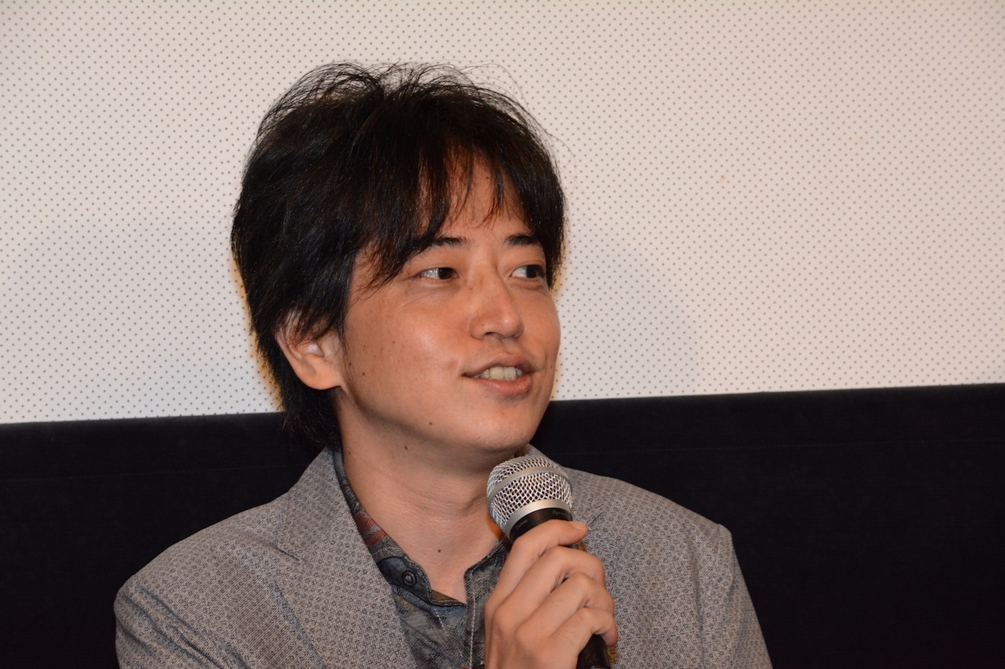中村文則