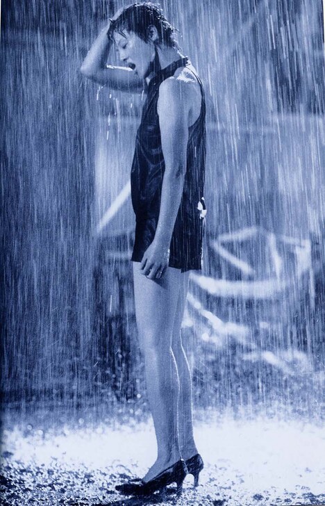 「六月の蛇」 (c)2002 KAIJYU THEATER・TSUKAMOTO SHINYA