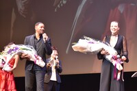 自分に話を振られたと思い、話し始めてしまったウィル・スミス。