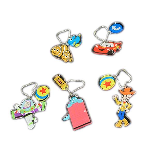 ペアアクリルキーホルダー（各756円） (c)Disney/Pixar