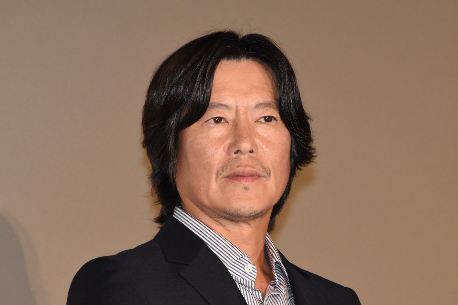 豊川悦司