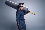 鷹峯誠一郎に扮する大東駿介。