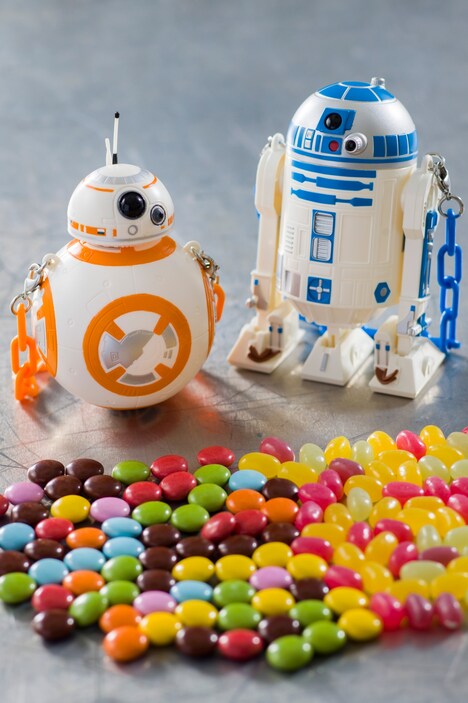 ミニスナックケース。左からBB-8、R2-D2。