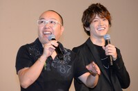 左から根本和政、小西成弥。